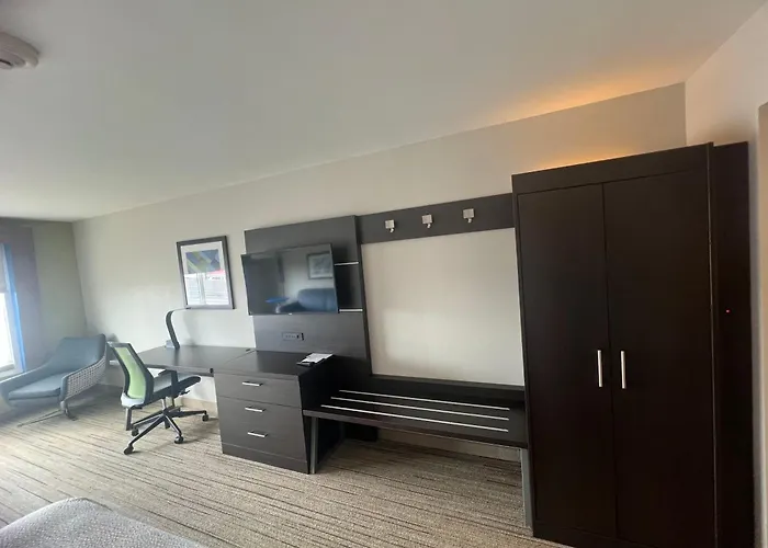 Holiday Inn Express & Suites - Forney By Ihg