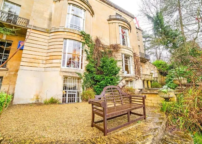 Georgian Hotel