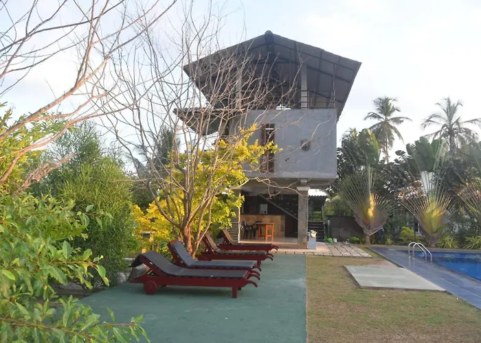 The Lark Resort , Induruwa