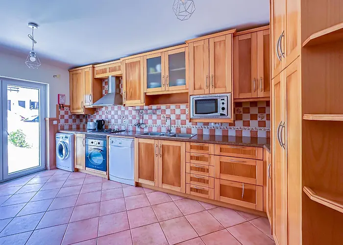 Baleal Bay Guesthouse