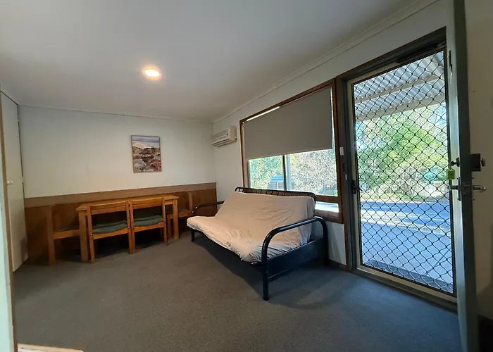 Corowa Caravan Park On The Murray River