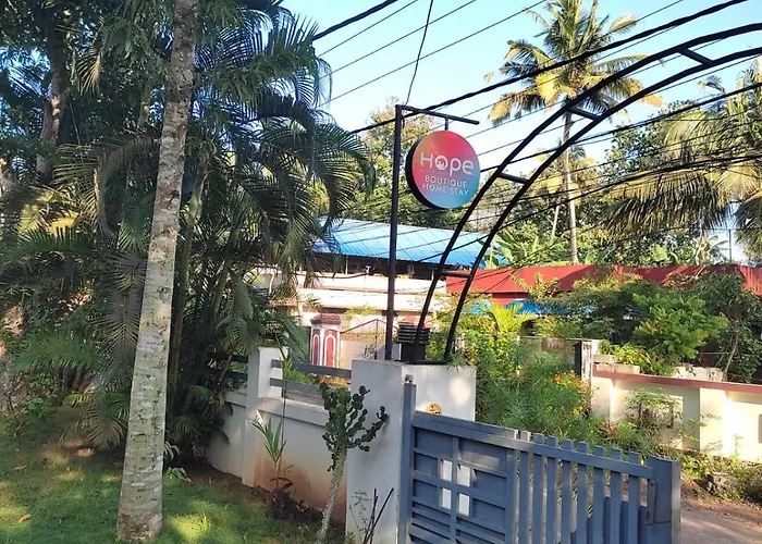 Hope Hostels - South Cliff, Varkala
