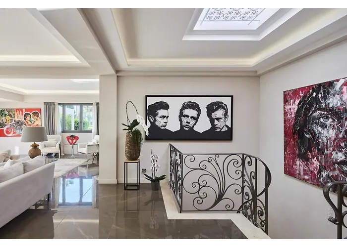 Prestigious Private Pool Villa In Pointe Croisette, Cannes