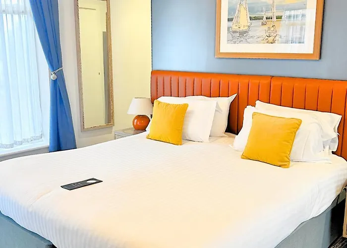 Haslar Rooms