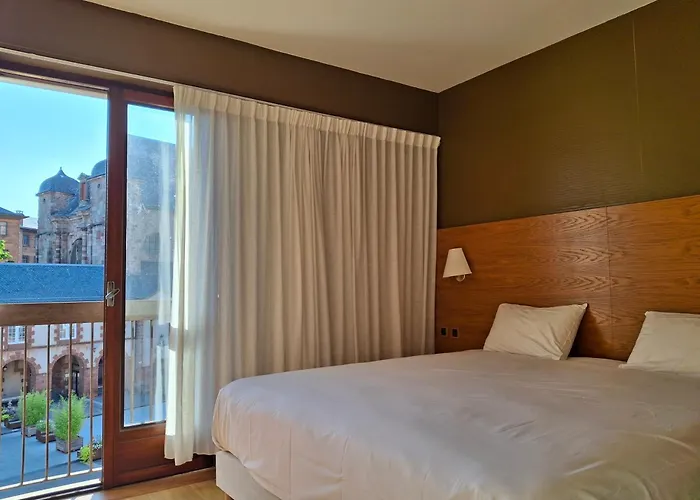 Hotel Tour Maje