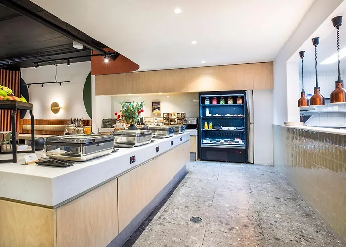Holiday Inn Dandenong By Ihg