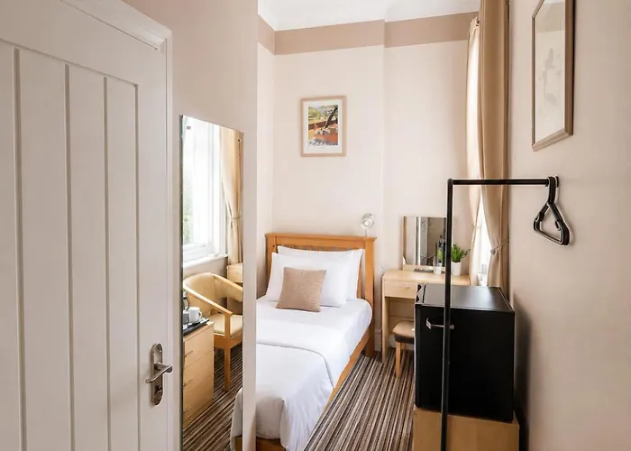 Tregonholme Hotel