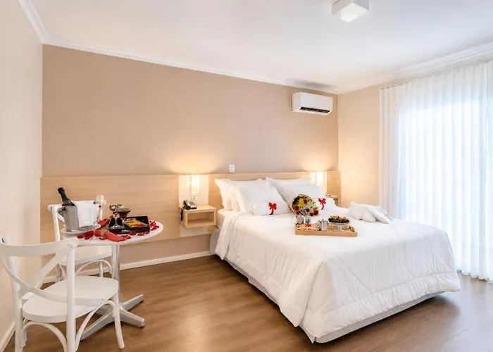 Bristol Sabrina Hotel De Charme Joinville