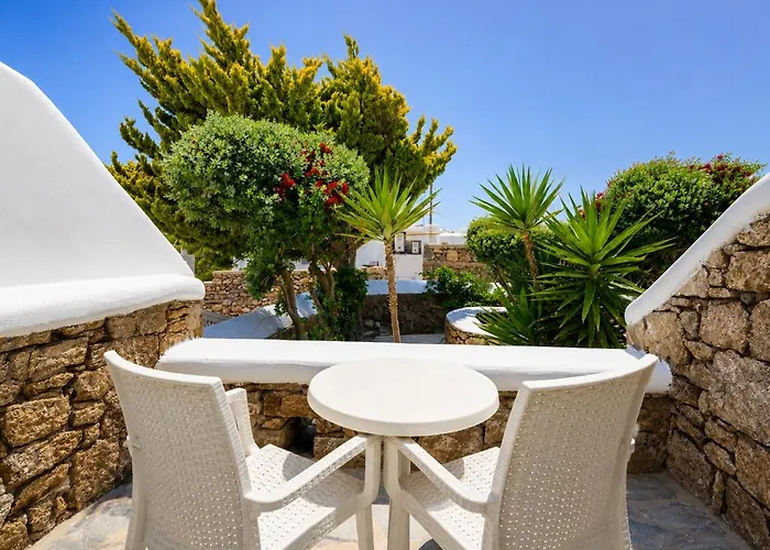 Eleftheria Hotel & Apartments