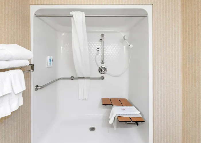 Comfort Inn & Suites Branson Meadows