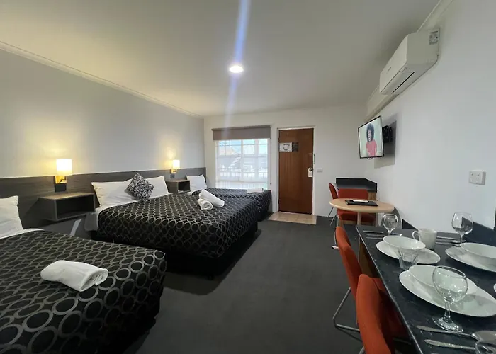 The Cottage Motor Inn Albury Cbd
