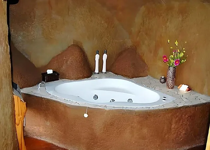 Antbear Guest Lodge