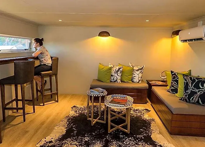 Impodimo Game Lodge