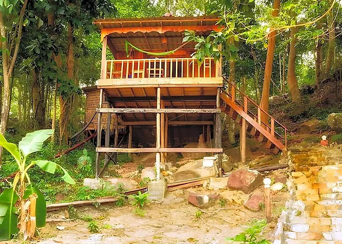 White Beach Bungalows At Koh Rong Island