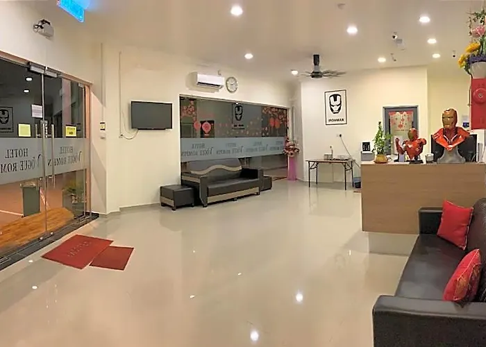 Hotel Vogue Rompin