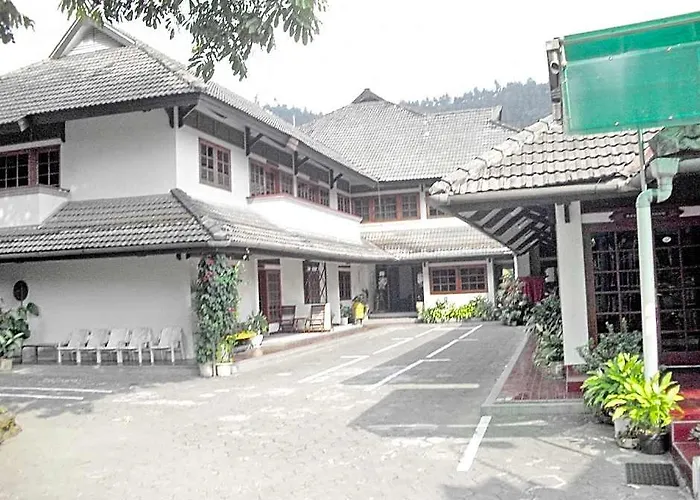 Komajaya Komaratih Hotel