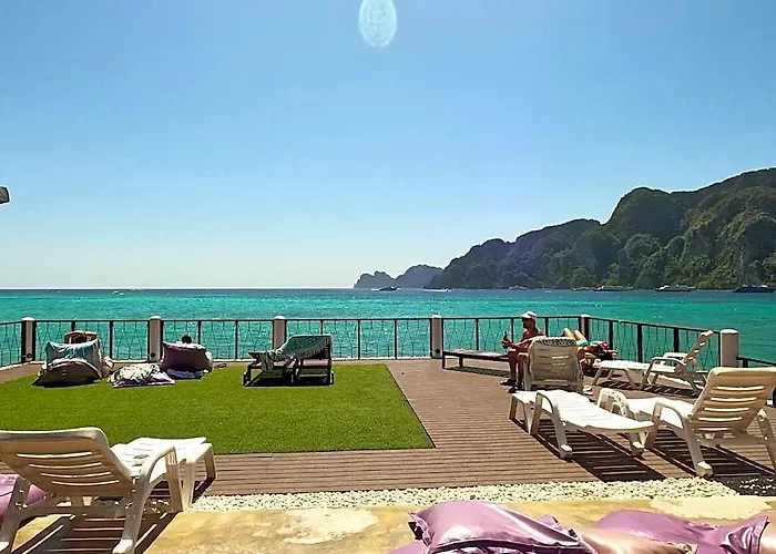 Phi Phi Donchukit Resort