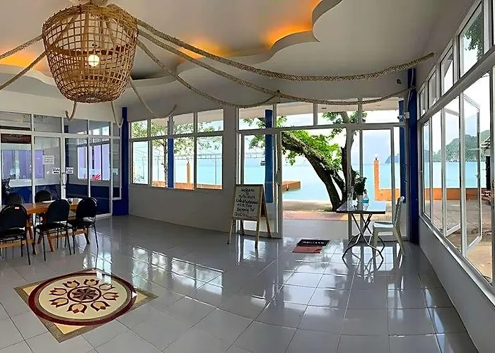 Phi Phi Donchukit Resort