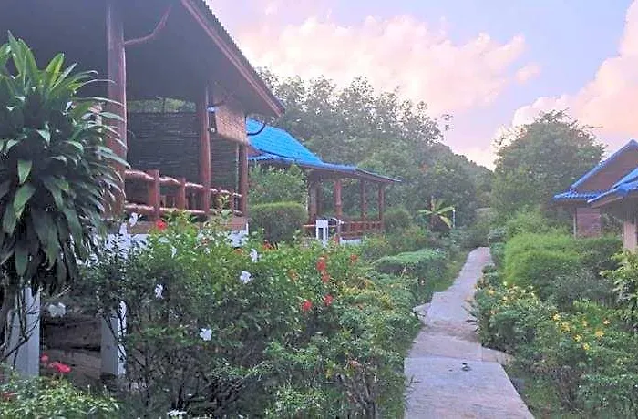 Esmeralda View Resort