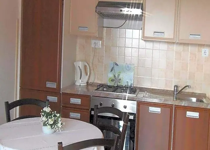 Apartments Jela
