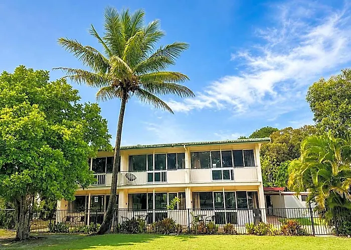 Pippies Beachhouse Backpackers