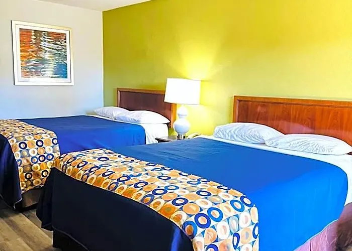 Newnan Lodge