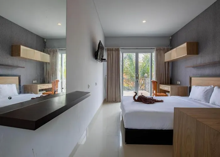 Lushy Hostel Canggu