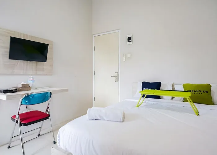 Urbanview Hotel Bari Syariah Palembang By Reddoorz