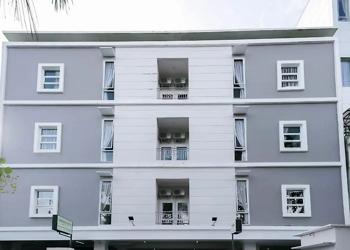 Urbanview Hotel Bari Syariah Palembang By Reddoorz