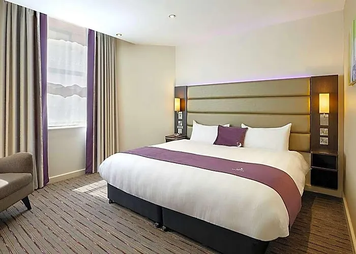 Premier Inn Inverness Centre - River Ness