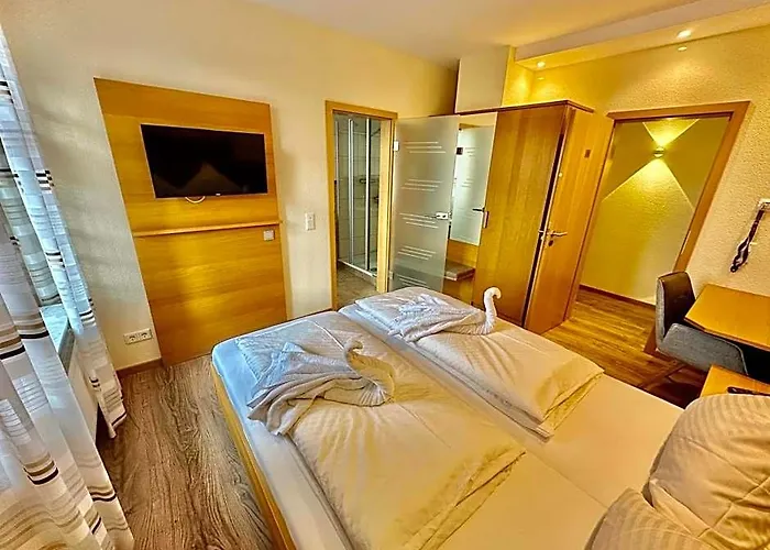 Gasthause Zur Krone Hotel