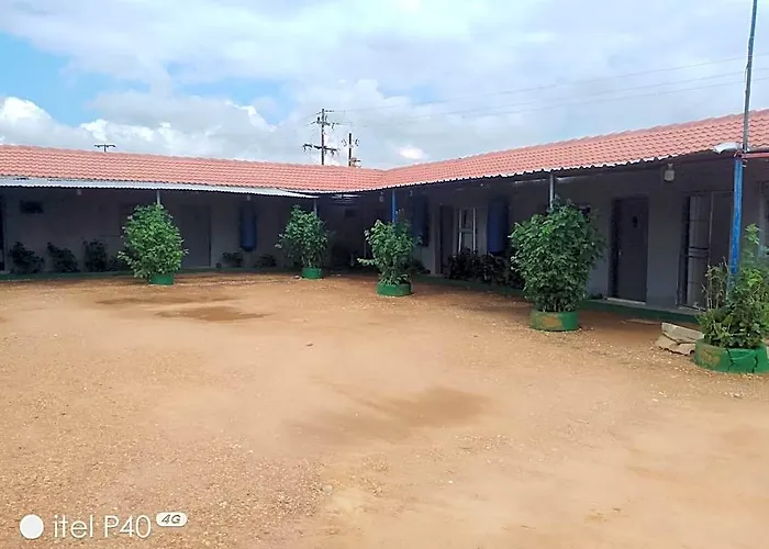 0688429688 Guest House Mafikeng