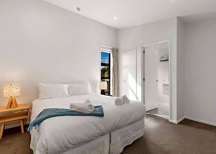 Tenby Apartments