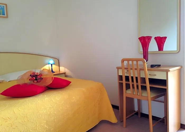 Hotel Antares