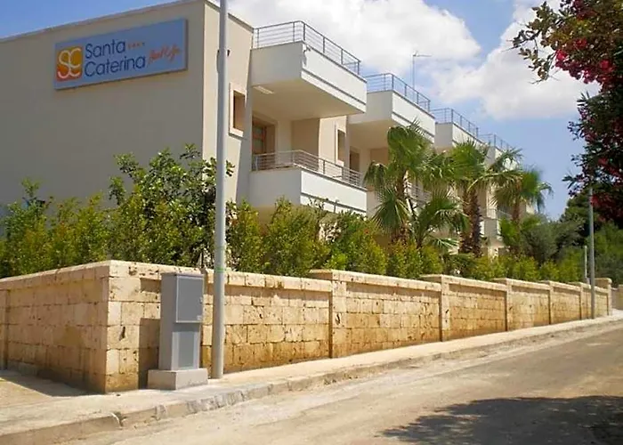 Santa Caterina Hotel & Apartment