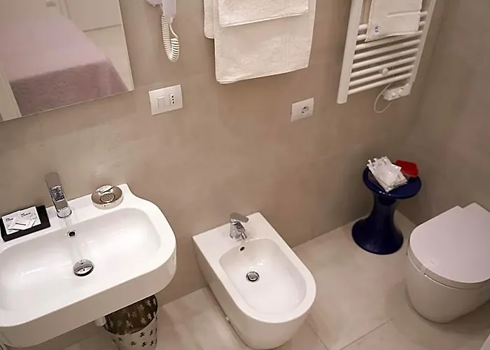 Glave Rooms