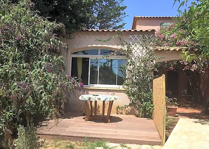 Charming Holiday Home With Swimming Pool