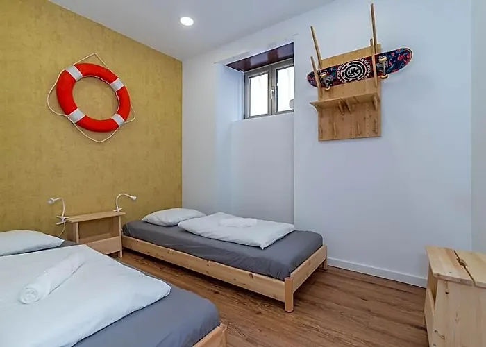 Dude Beach Hostel