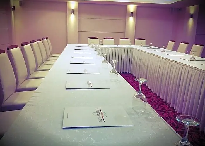 Cebeciler Otel