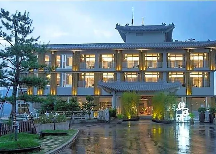 Hotelday Sun Moon Lake Hotel