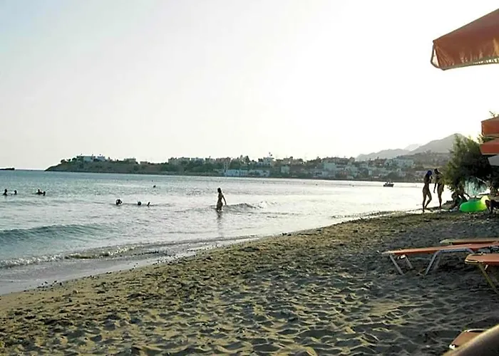 Villa In Kamilari Near Beach Pool