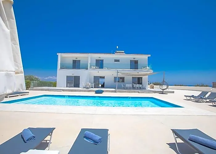 Villa Sienna, Fabulous 6Bdr Protaras Villa