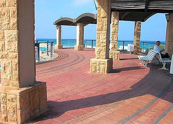 Ga'Aton Motel