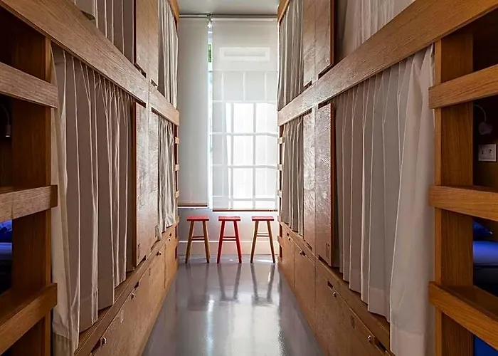 Acola Hostel