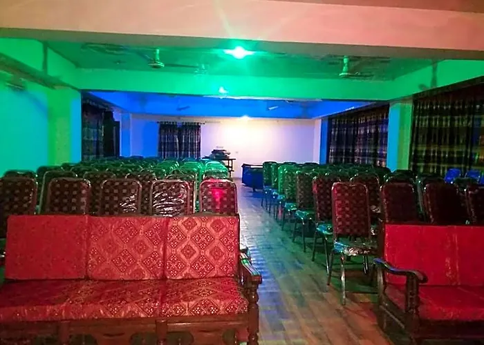 Hotel Deewan-E-Aziz International