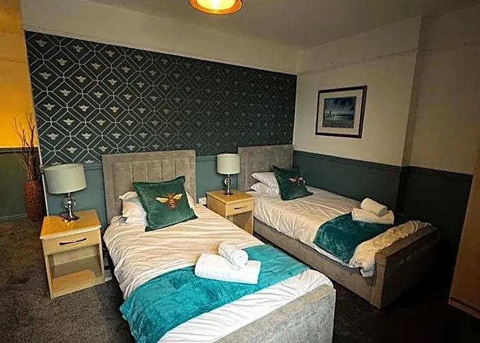 The Golden Lion Hotel