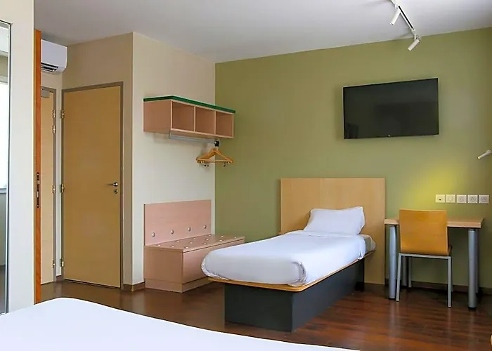 B&B Hotel Aubagne Gemenos