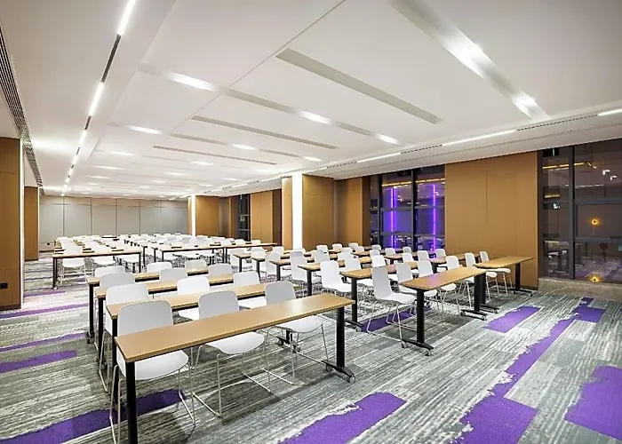 Grand Rezen Hotel Golmud