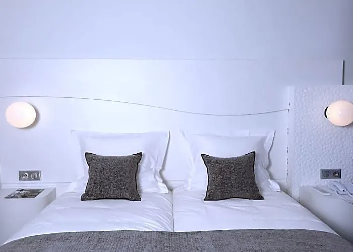 Comfort Hotel Centre Del Mon