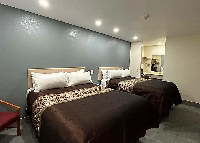 California Inn Hotel And Suites Adelanto Us 395